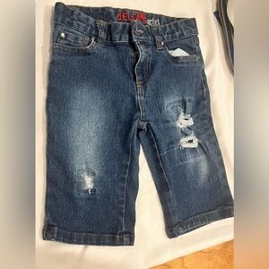 deLia’s girl Capri jeans, size 8
